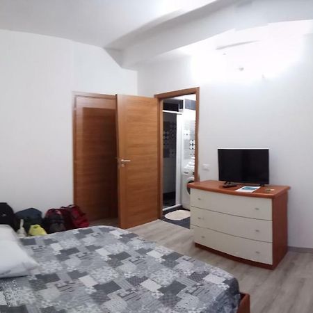Archimede Apartment Pavia Exterior foto